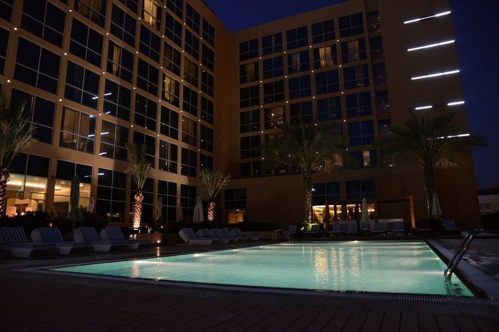 Centro Yas Island-by Rotana 3*