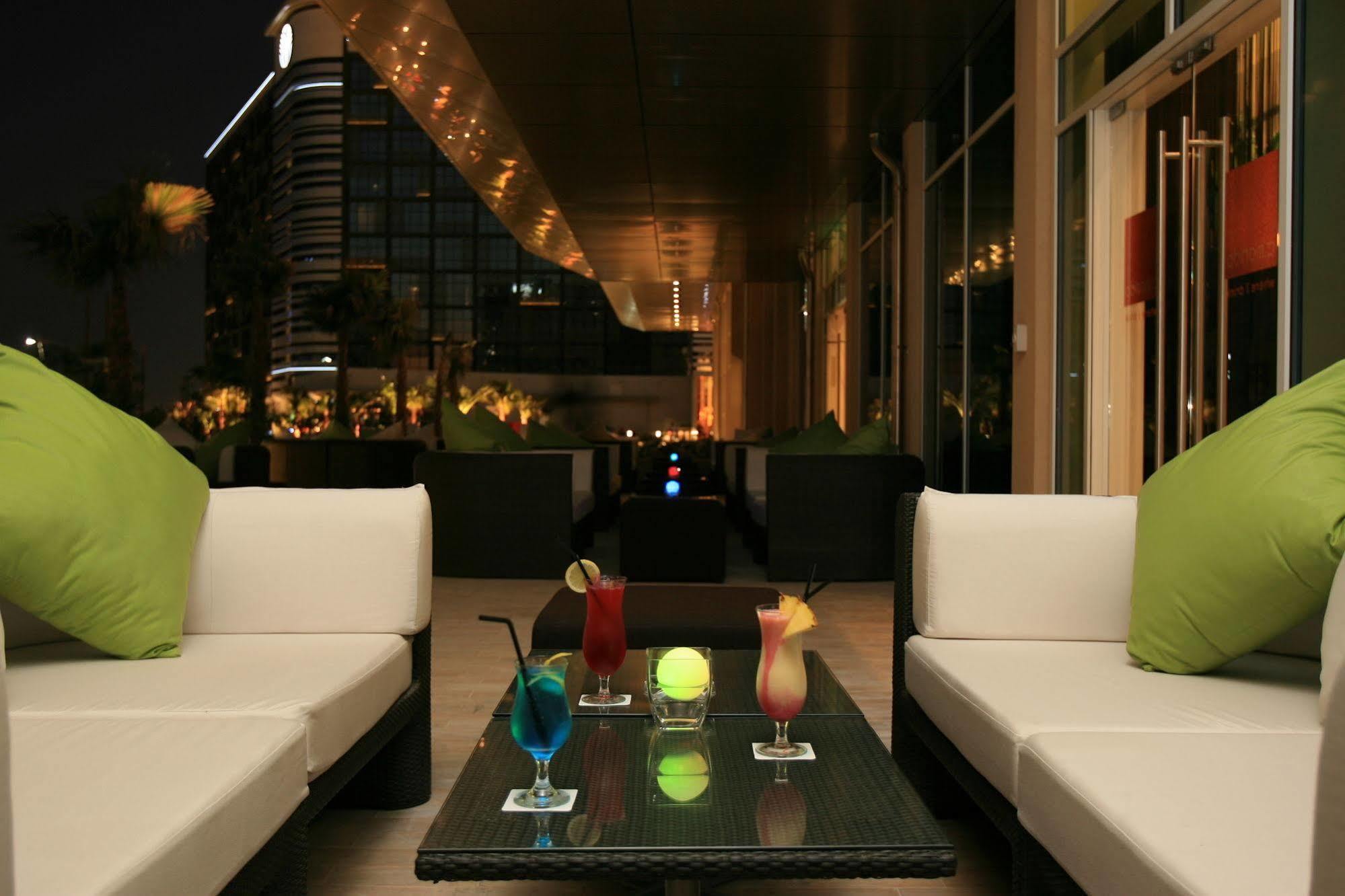 Centro Yas Island-by Rotana 3*